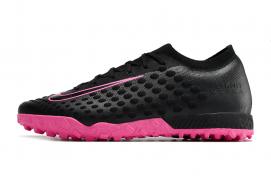 Сороконожки Nike Phantom Ultra Venom TF