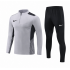 Тренувальний костюм Nike