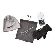 Зимний набор футболиста Nike light training